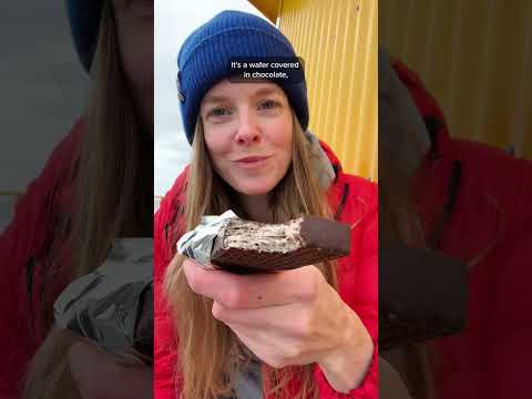 So tasty and much cheaper than other candy bars in Iceland 🤤🍫 #iceland #travel #candybar #polish