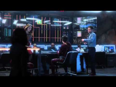 Supergirl: S1E18 - Livewire & Silver Banshee team up