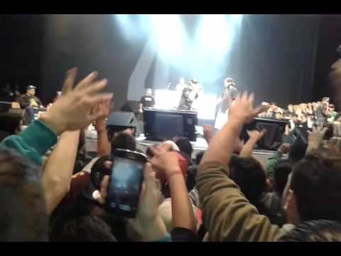 Tata vs Kodigo -Cuartos Batalla de los Gallos 2015