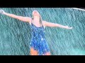 You WON'T BELIEVE How Taylor Swift Handled Foxborough Rain! 🌧️⚡