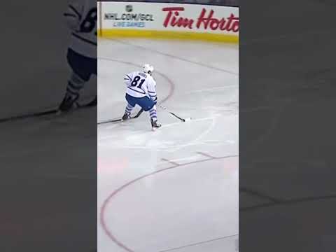 Phil Kessel In Alone And Scores!!  (Oct 29, 2013)  #leafs #hockey