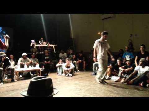 Balançons Le Battle 2013 - POPPING FINAL - Joce VS Bougito (BAD-DOGZ)