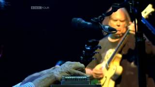 Neil Young - Words (Between the Lines of Age) @ Glastonbury Festival  2009 HD