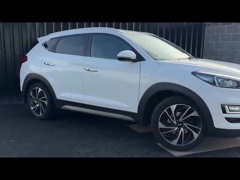 Hyundai Tucson 2WD Executive Plus Mild Hybrid - Image 2