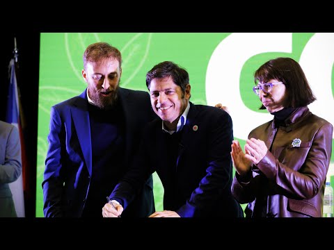 Desde Lomas, Kicillof afirmó: “No vamos a permitir que el negacionismo entre a nuestra provincia”