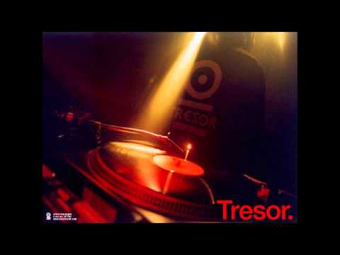 Neue Heimat Allstars @ Tresor - Part 1/3 - (Closing Party) April 12, 2005