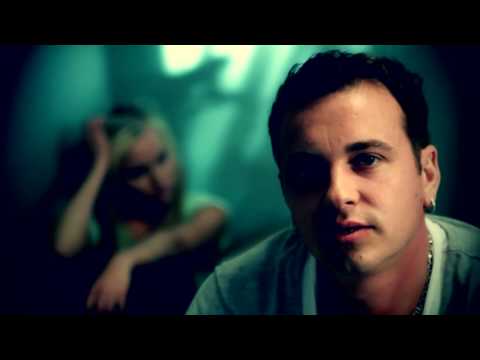 WEEKEND - Ona i On - Official Video (2010)