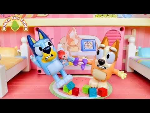 BLUEY Don't Be Greedy! Learn to Share | Lessons For Kids | Pretend Play with Bluey Toys