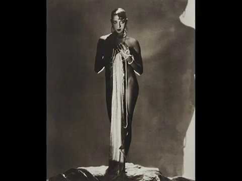 Russ Columbo & His Orch. - Living In Dreams, 1932