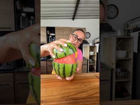 Someone else cuts the watermelon like this?🤯🍡