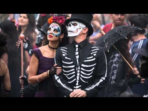 Los Muertos Vivos Estan (Movie Version) ("Spectre" soundtrack)