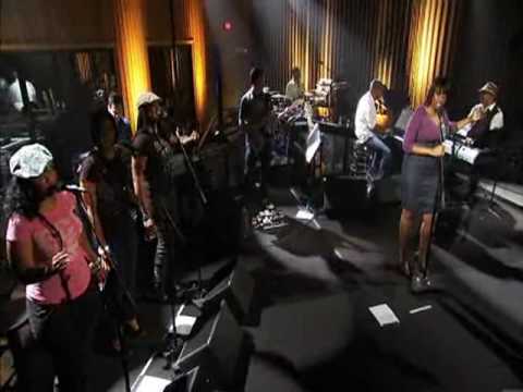 Jennifer Hudson - If This Isn't Love - Live Walmart Soundcheck