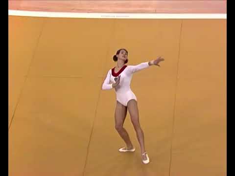 [HD] Lyudmila Tourischeva (URS) Floor Event Finals 1972 Munich Olympic Games