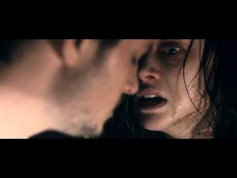 Evil Dead exclusive clip Something in the Woods