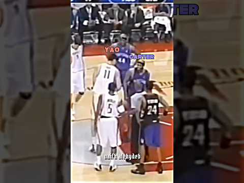 When Vince Carter beat Yao Ming in Jump Ball 😲 #shorts