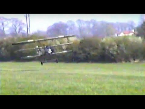 WW1 Fokker DR1 Triplane Lands in Field