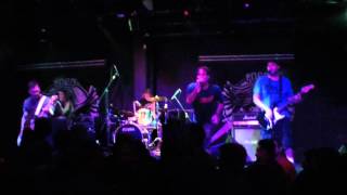 Guttermouth - Bruce Lee Vs. The Kiss Army @Foro Independencia, Guadalajara 2015