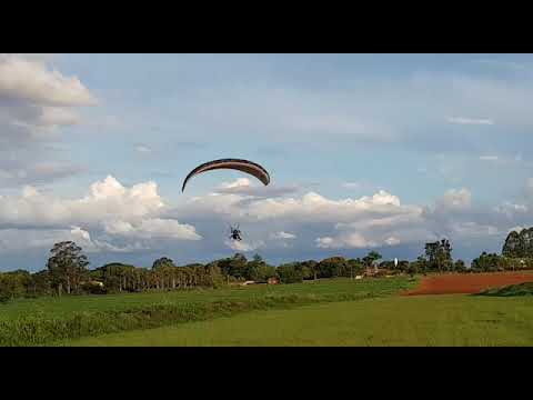 Pouso voo 202 de Paramotor IKE Costa - 16/01/2022 - Ninho dos Condores