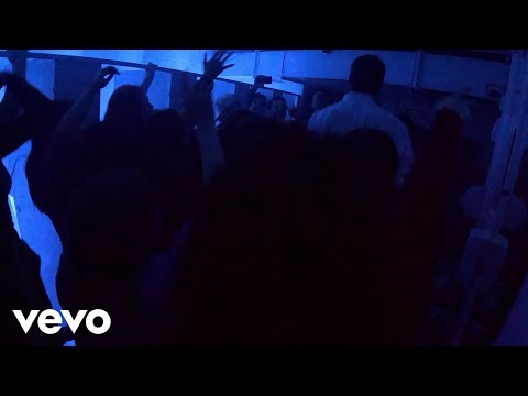 Video thumbnail for Broken Glass