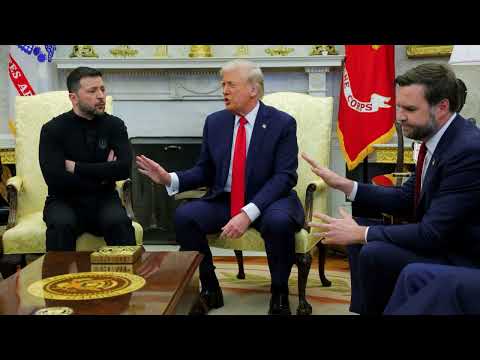  LETS GET READY TO RUMBLE IN THE OVAL OFFICE 😂 