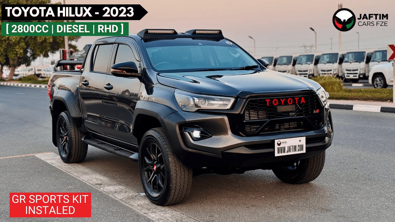 Toyota Hilux GR SPORTS KIT INSTALLED | 2.8L DIESEL ENGINE | RHD video