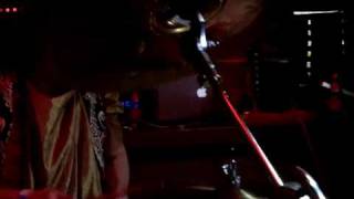 Mungolian Jet Set performing Moon Jocks an Prog Rocks