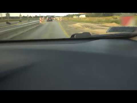 Hyundai i40 deska skrzypi