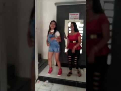 NADHIFA CANDRA - HOLIC GAGAL 😂