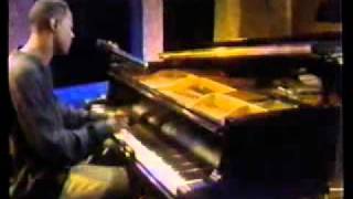 Brian McKnight- crazy love (live)