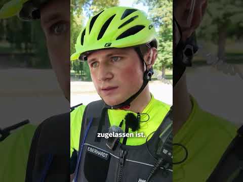 Polizei stoppt E-Scooter-Fahrer