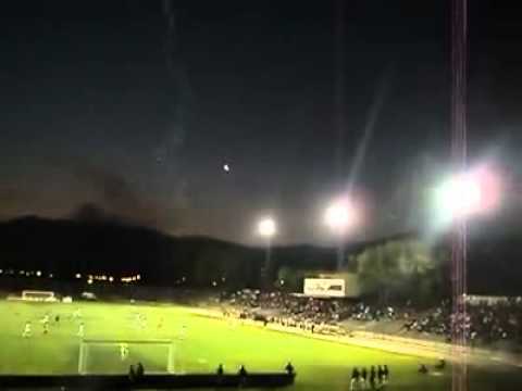 "Soy Cementero Te Sigo a Todos ! LBC. Union La Calera" Barra: La Banda Cementera &bull; Club: Unión La Calera