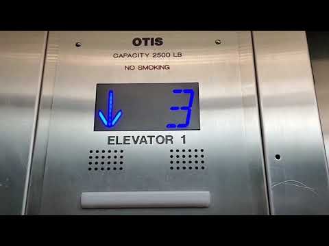 Dover MRQ 25 (mod. Otis) elevator at Hyde Park Village (H Garage) - Tampa, FL