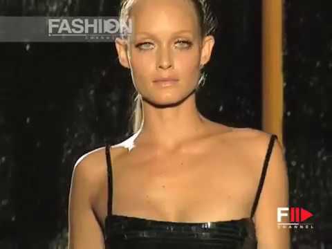 "Versace Atelier" Spring Summer 1999 Paris 3 of 4 Haute Couture woman by Fashion Channel