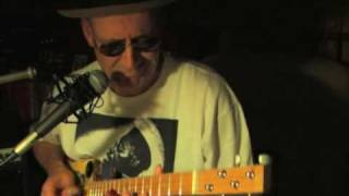 Cigar Box Guitar Blues - Shinin&#39; Moon - Lightnin&#39; Hopkins