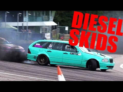ROLLING COAL - Mercedes W202 Drift Tandems w/ S15