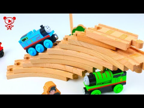 Wooden Trains Toy Review - Thomas and Friends Trains Railway