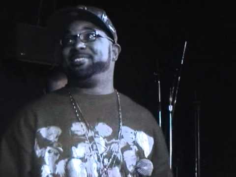 Teddy B Da Grizzly Battle