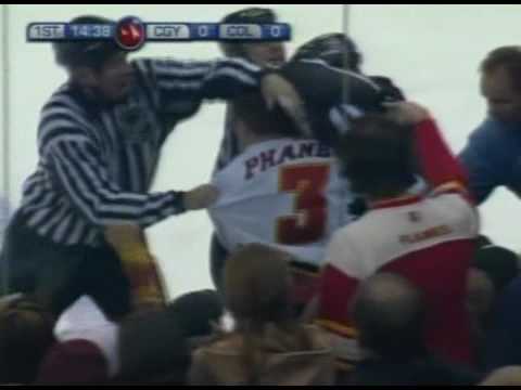 Dion Phaneuf vs Ian Laperriere