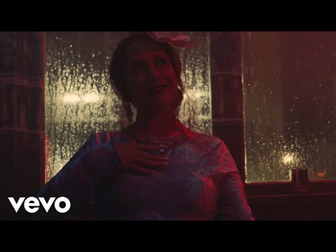 Iolani Kamauu, Natalie Ai Kamau, Kapena DeLima - Noelani (Official Video)