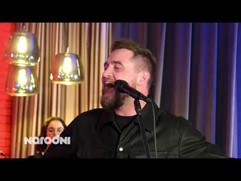 Eni Jurišić & Matija Cvek - Trebaš li me [narodni Living room acoustic]