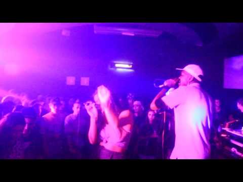 BRISA FLOW + DJONGA "25 G" prod GIVNT-  LIVE SAO PAULO