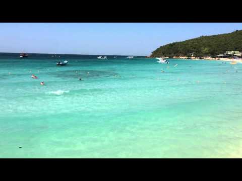 Тайланд, остров Ко Лан, один из пляжей.Январь 2015