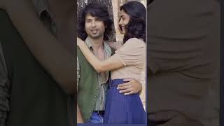Download lagu #shahidkapoor #mrunalthakur #love #lovestatus mp3
