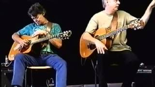 Tommy and Phil Emmanuel, Guitar Clinic 2001 France. GREAT FOOTAGE!
