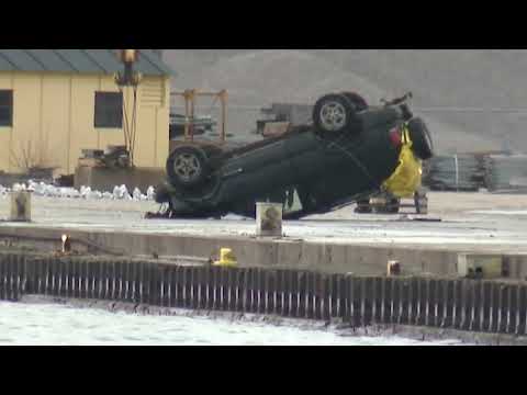 SUV crashes into river during police chase, 3 dead