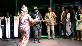 Angelique Kidjo & Youssour N'Dour -Redemption Song @Amnesty In Award Dakar 28052016