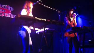 Au Revoir Simone - More Than - Live @ Circolo dei Malfattori - Poggio Berni - 26-09-2013