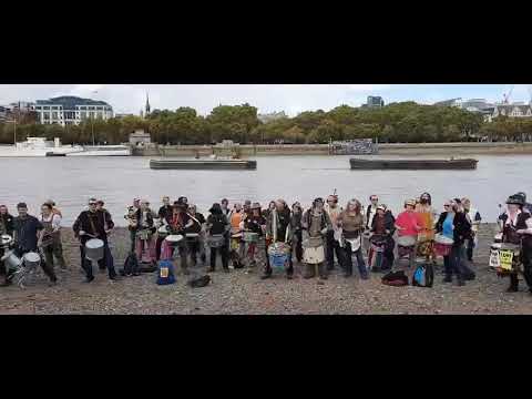 XR Rhythms UK - Thames Beach
