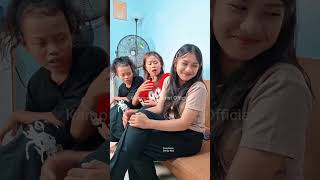 Download lagu PERANG KENTUT⁉️🤣 #viral #funny #kampungkeramatofficial #comedy #lucu #drama #shorts #komedi mp3 Download lagu PERANG KENTUT⁉️🤣 #viral #funny #kampungkeramatofficial #comedy #lucu #drama #shorts #komedi mp3