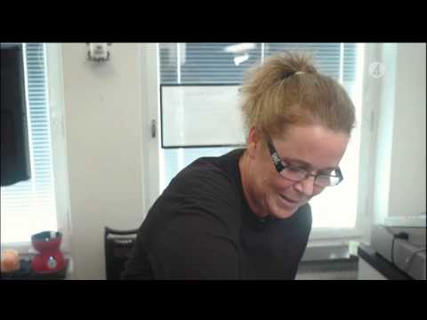 Fredags-Farao testar chokladmassage - Vardagspuls (TV4)